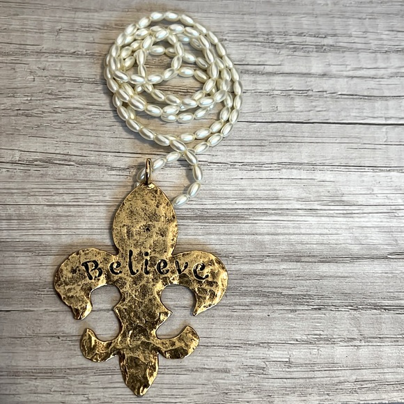 Jewelry - FLEUR DE LIS NECKLACE “BELIEVE”